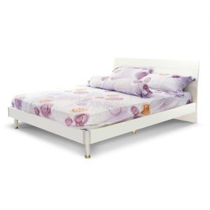 Bed (Queen)